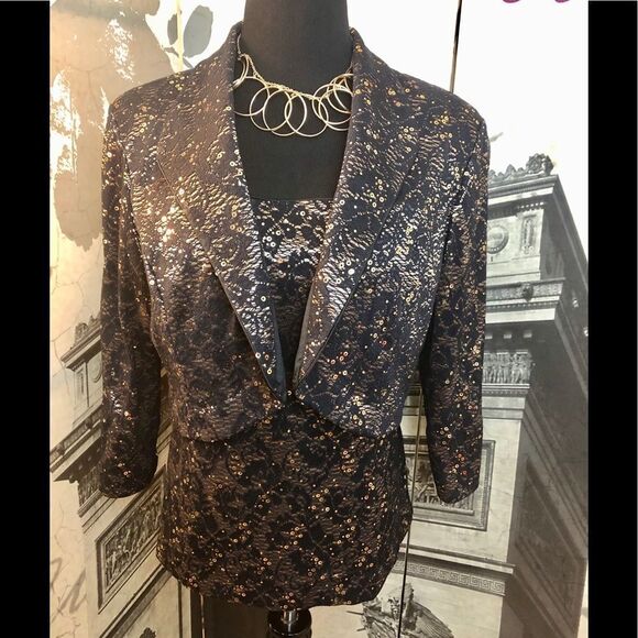 Beautiful jacket with tank by R&M Richards - Picture 1 of 3